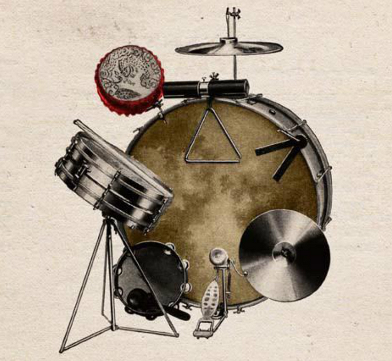 foto van een traps drumkit met snaredrum, bassdrum, tom en pedalen