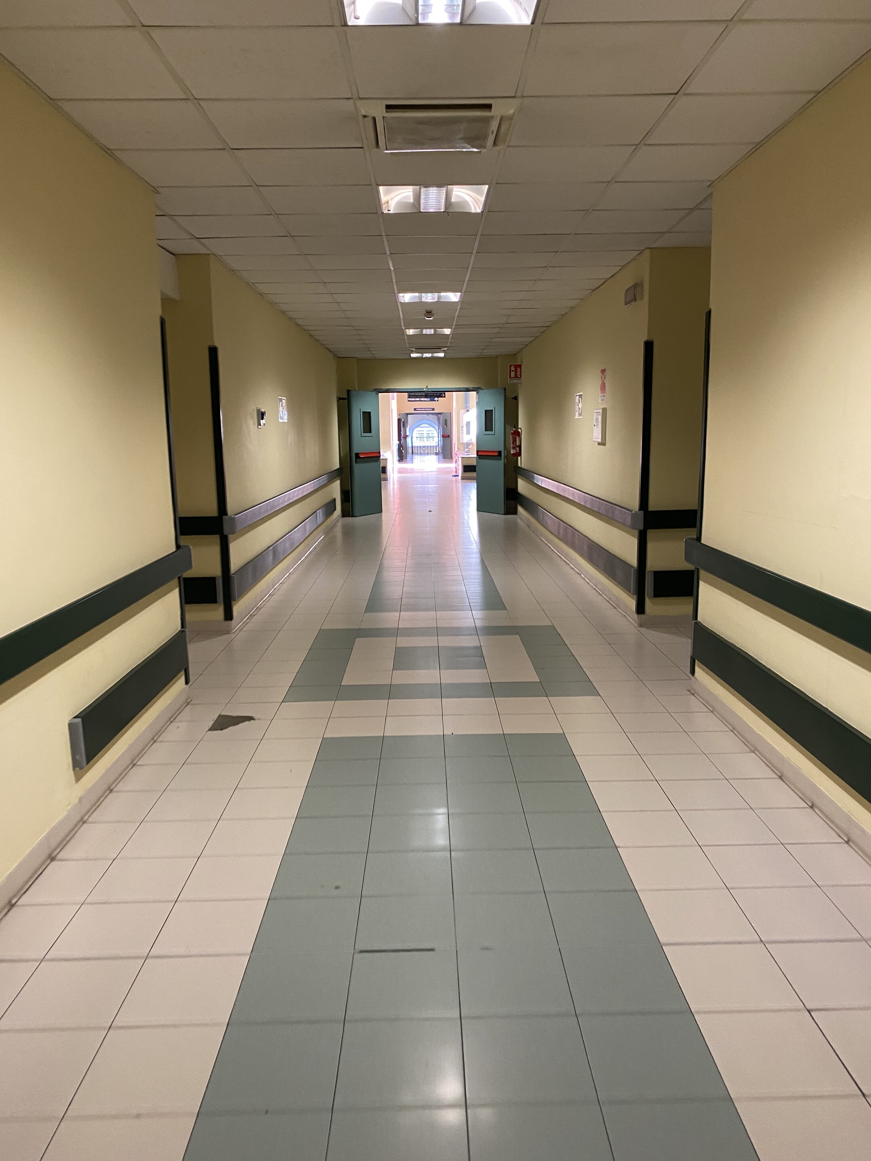 Rouw proces meemaken in de gangen van het ziekenhuis